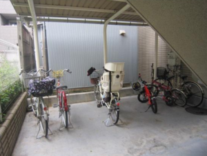 アルカディア中野Ⅲ　205　駐輪場