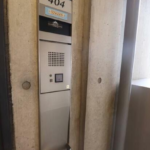  (玄関)