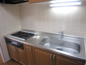 アルカディア中野Ⅲ 205 システムキッチンガス三口コンロ