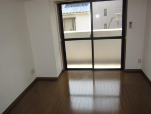 ＭＳＩプレイス　305　居間バルコニー窓