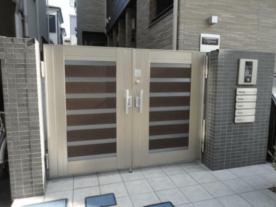  (玄関)