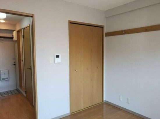  (居間)