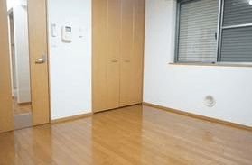 フェアコート鷺宮206 居間クローゼット収納