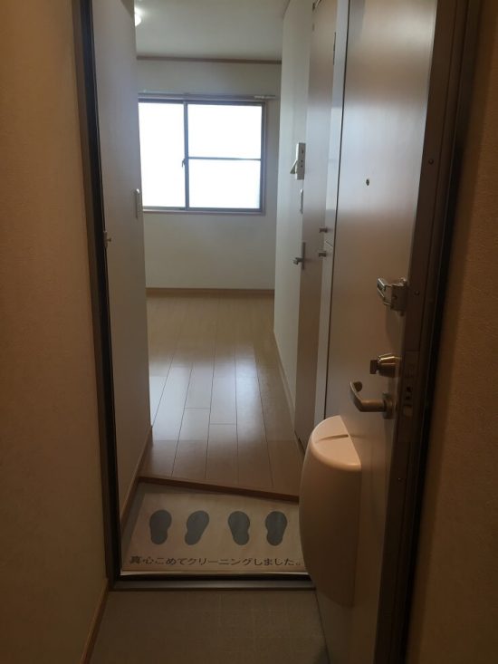  (玄関)