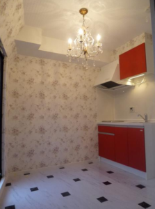 THE OXFORD FLAT 402 居間とキッチンと照明