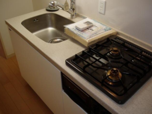 シェモア荻窪参番館405　ガスシステムキッチン二口コンロ