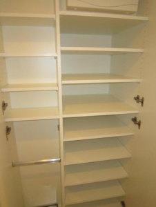 ビバリーホームズ東高円寺206 玄関靴収納